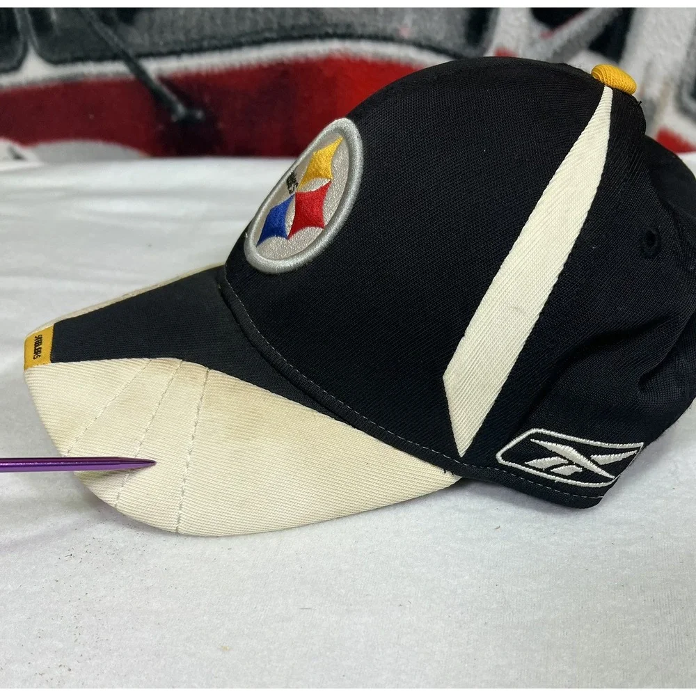 Pittsburgh Steelers Team NFL Hat Cap Black‎ & White One Size Fits All